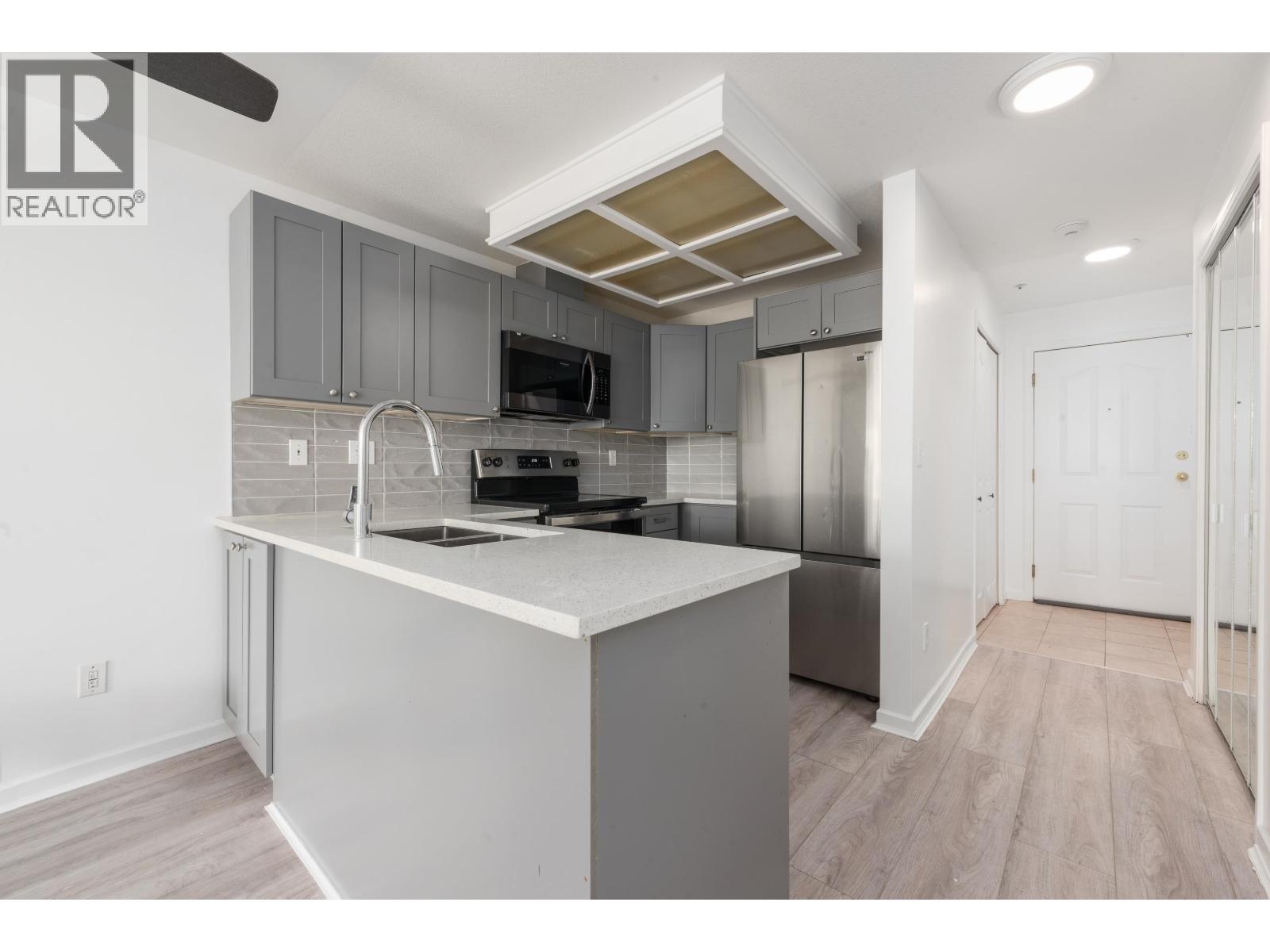 304 6475 Chester Street, Vancouver, British Columbia  V5W 4B7 - Photo 6 - R3122048