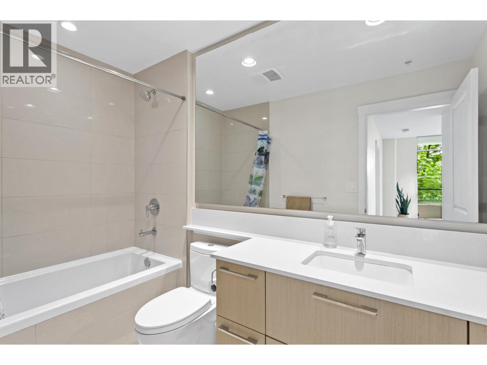 309 3533 Ross Drive, Vancouver, British Columbia  V6S 0L3 - Photo 16 - R3122088