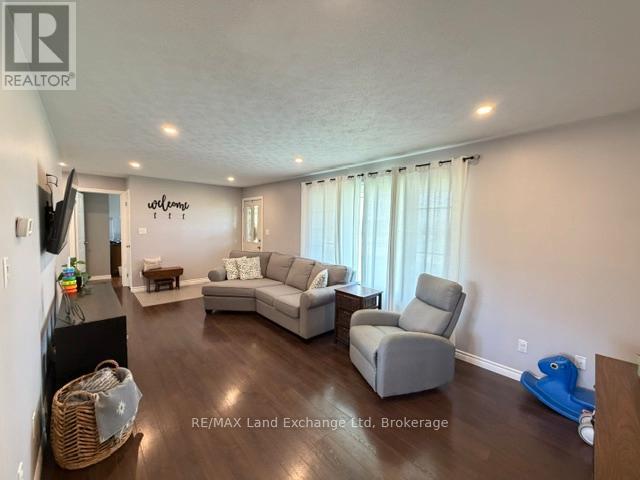 15 Mitchell Street, South Bruce, Ontario  N0G 1S0 - Photo 10 - X13113420