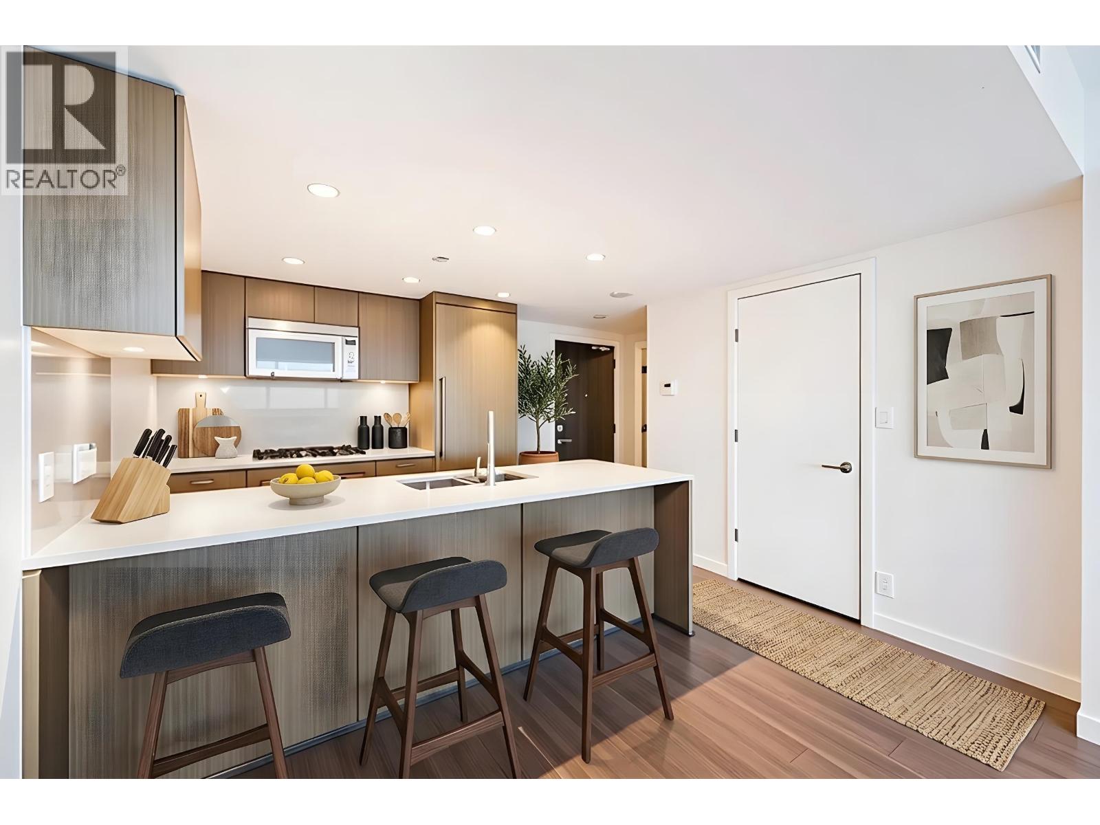 2105 125 E 14th Street, North Vancouver, British Columbia  V7L 0E6 - Photo 5 - R3122085