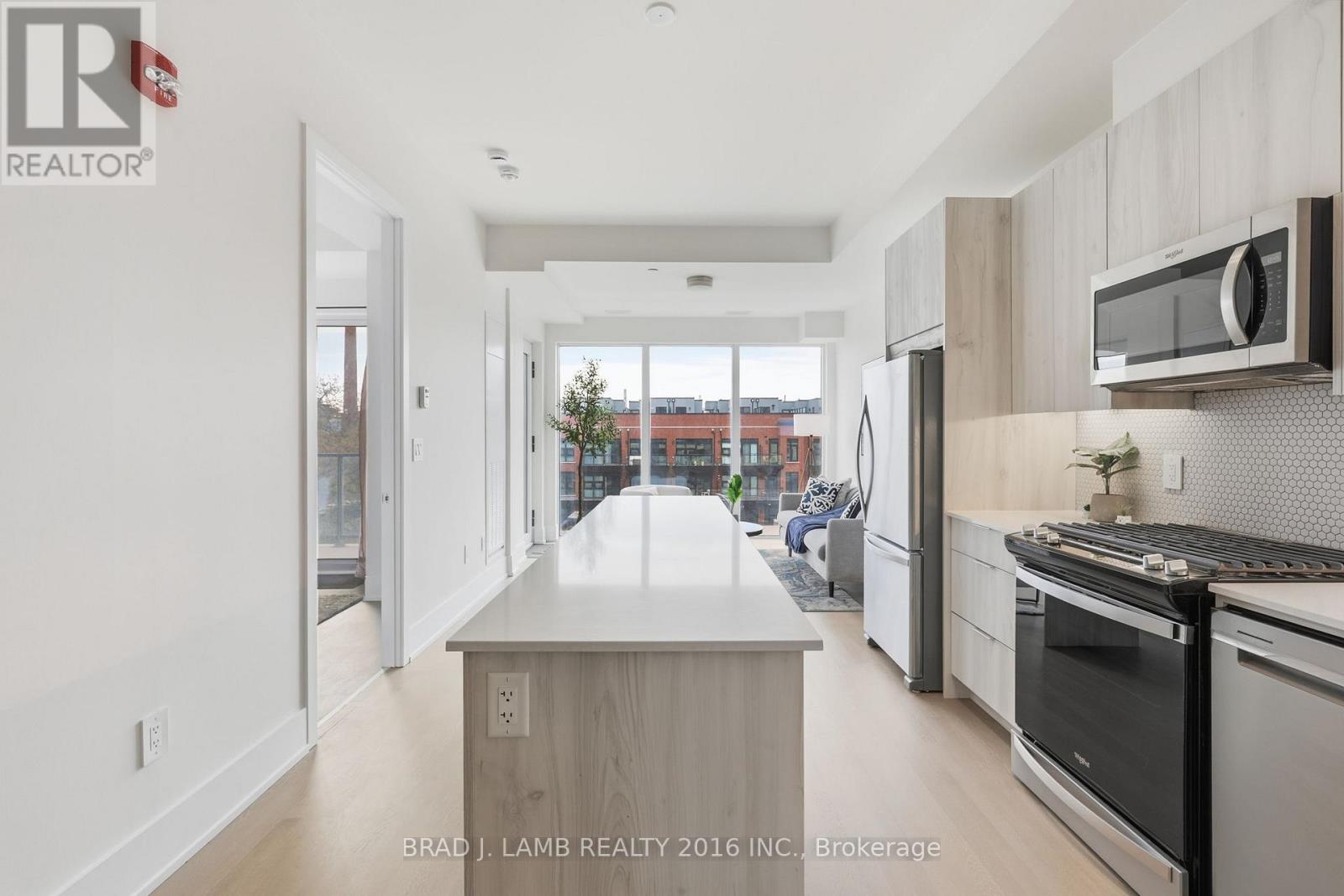 413 - 495 Logan Avenue, Toronto, Ontario  M4K 0A5 - Photo 4 - E13113306