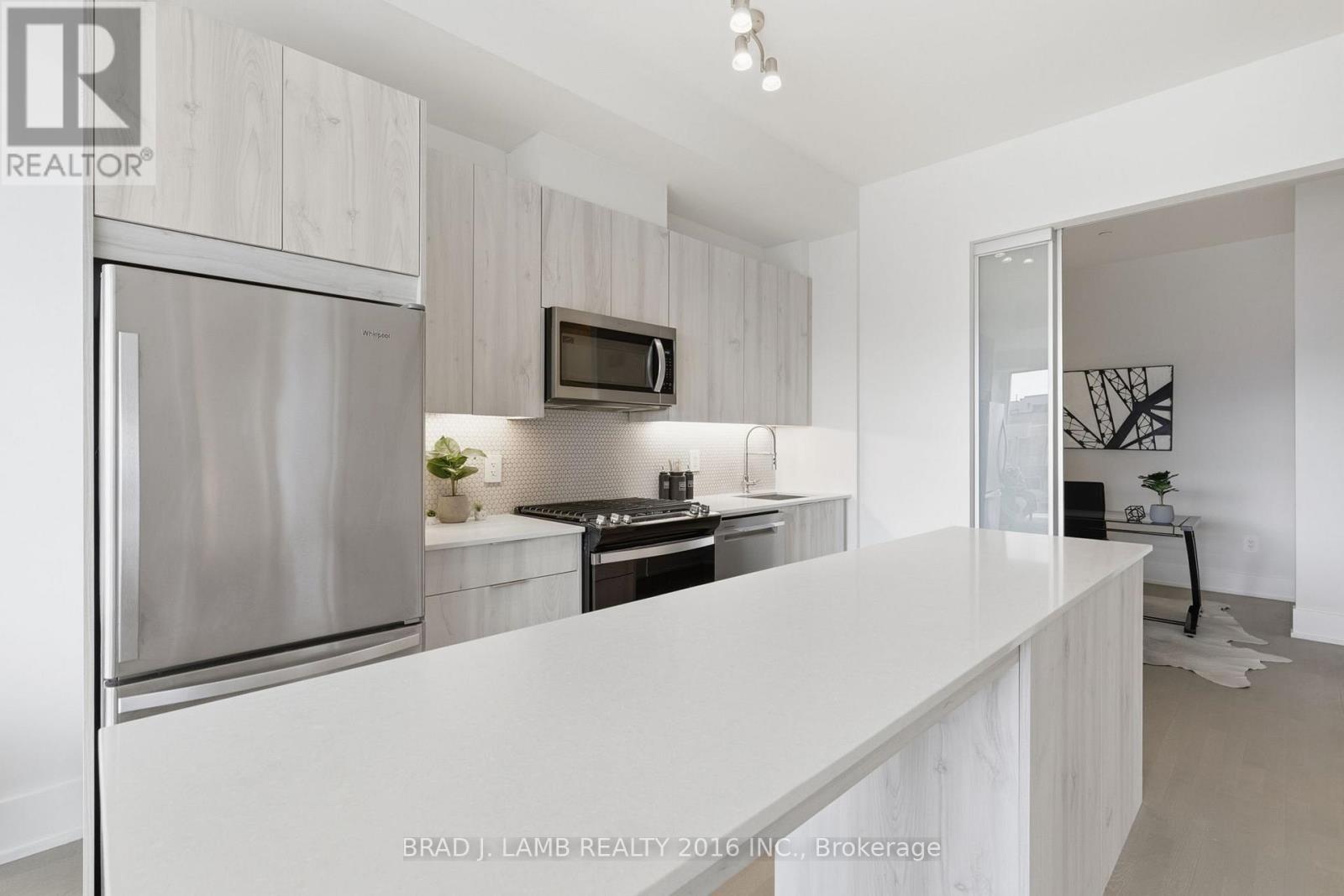 413 - 495 Logan Avenue, Toronto, Ontario  M4K 0A5 - Photo 8 - E13113306