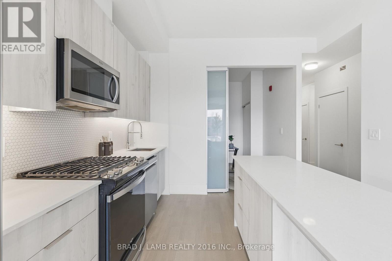 413 - 495 Logan Avenue, Toronto, Ontario  M4K 0A5 - Photo 9 - E13113306