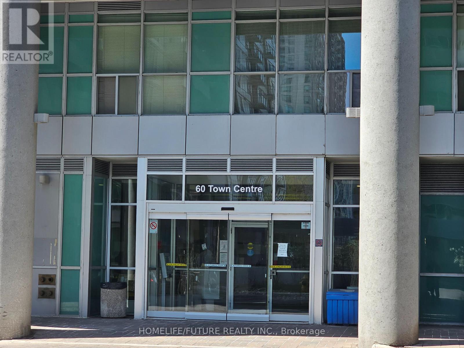 1904 - 60 Town Centre Court, Toronto, Ontario M1P 0B1 - Photo 3 - E13113386