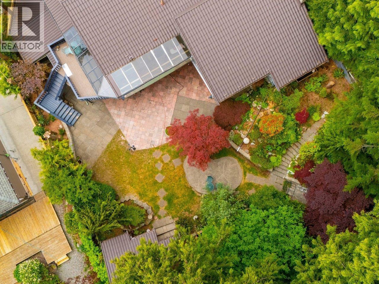 4786 Armour Court, North Vancouver, British Columbia  V7K 2W6 - Photo 35 - R3122058