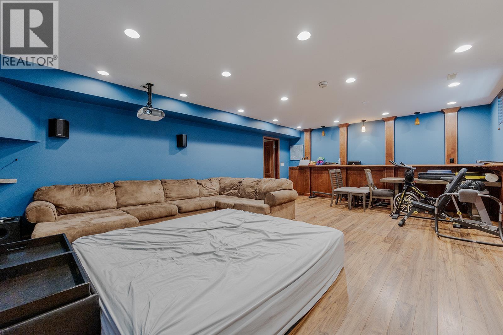 24330 100b Avenue, Maple Ridge, British Columbia  V2W 1X3 - Photo 31 - R3122065