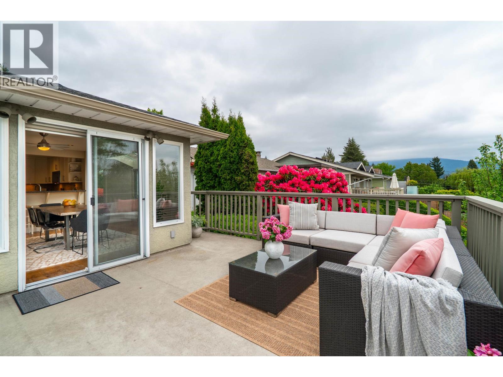 939 Calverhall Street, North Vancouver, British Columbia  V7L 1Y1 - Photo 10 - R3122127