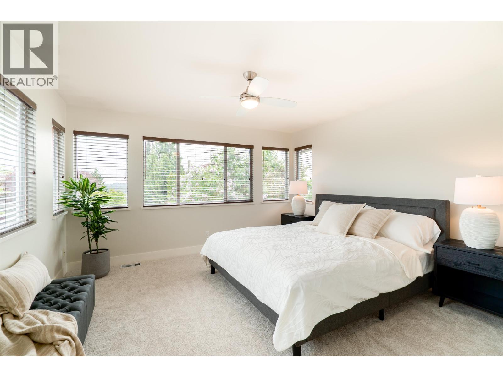 939 Calverhall Street, North Vancouver, British Columbia  V7L 1Y1 - Photo 14 - R3122127