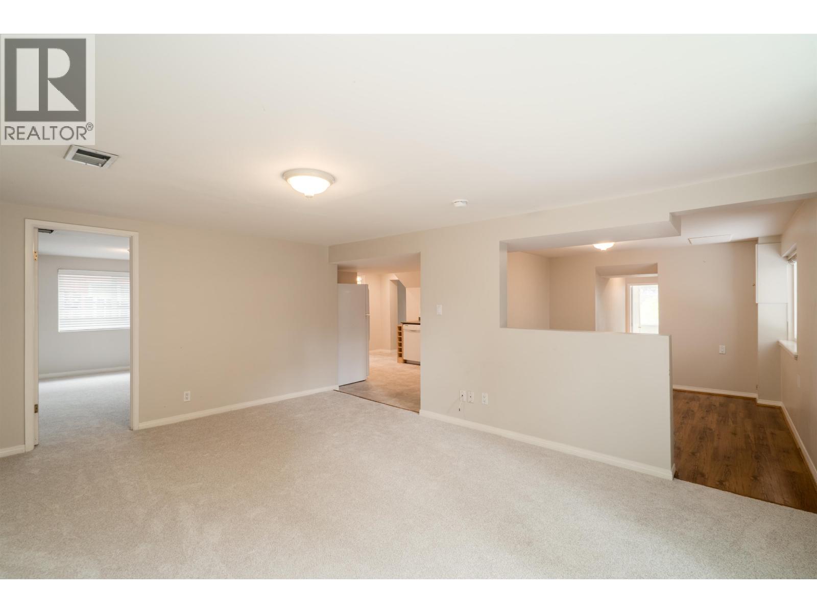 939 Calverhall Street, North Vancouver, British Columbia  V7L 1Y1 - Photo 28 - R3122127