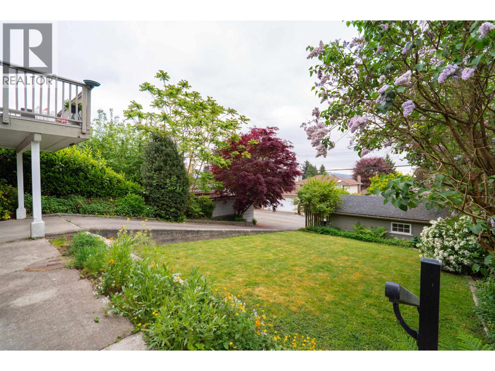939 Calverhall Street, North Vancouver, British Columbia  V7L 1Y1 - Photo 38 - R3122127