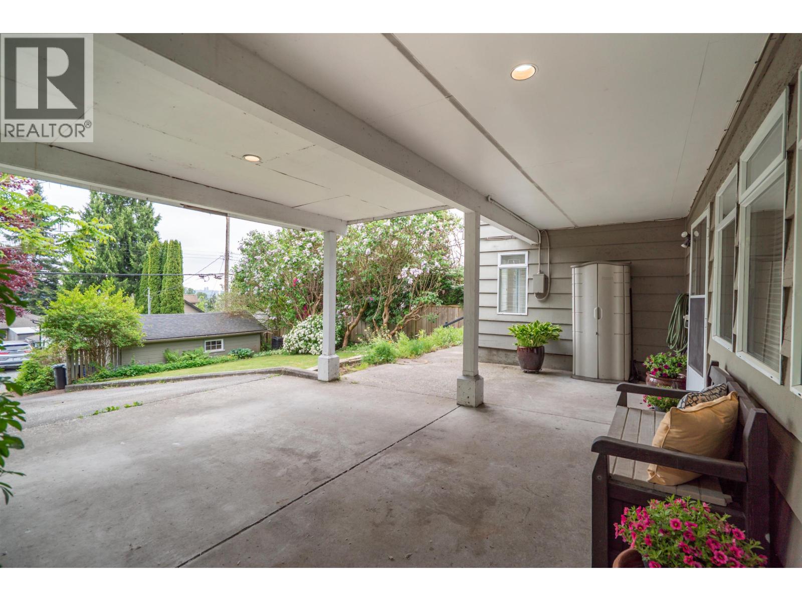 939 Calverhall Street, North Vancouver, British Columbia  V7L 1Y1 - Photo 39 - R3122127