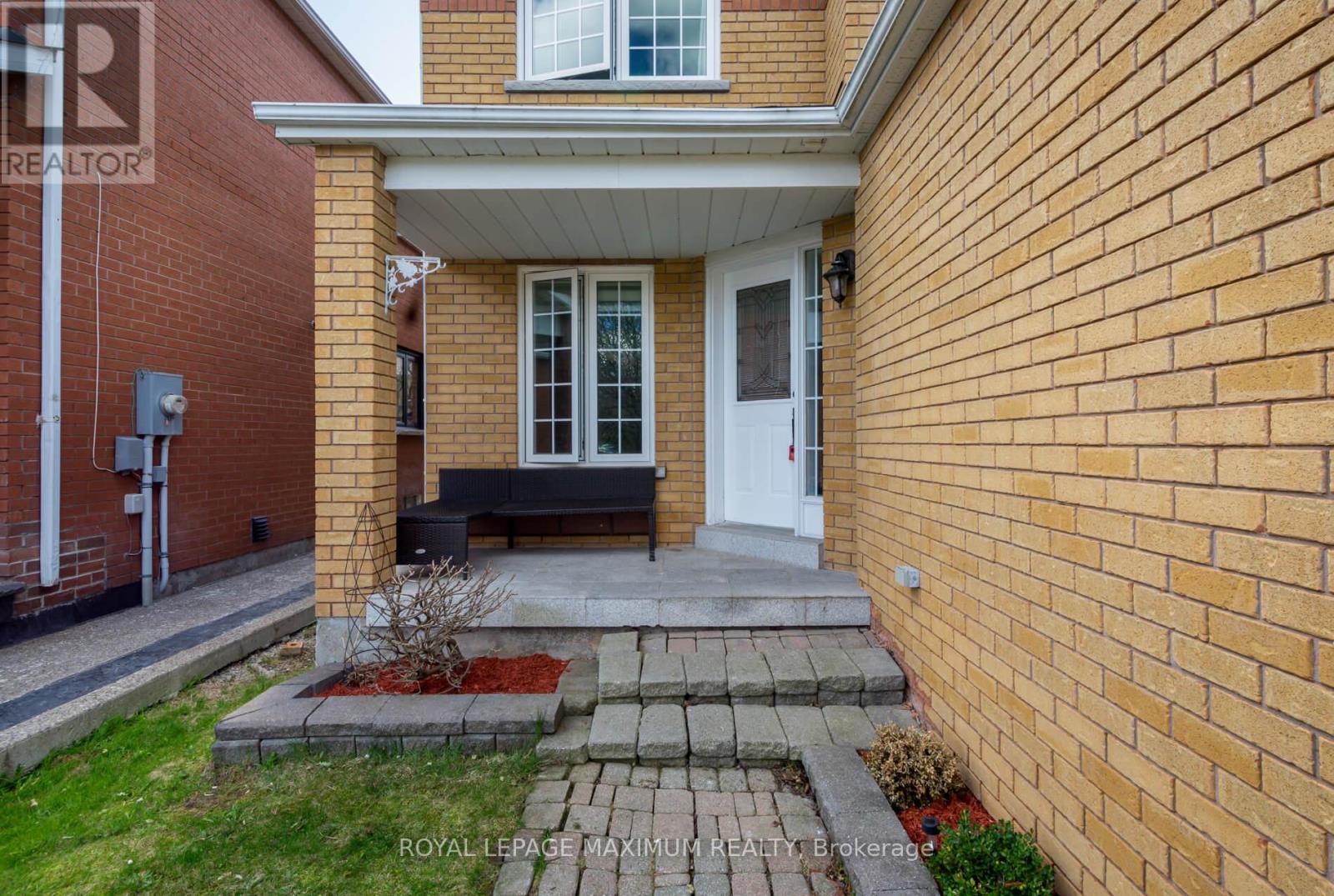 112 Jordan Drive, Orangeville, Ontario  L9W 4W7 - Photo 3 - W13108440