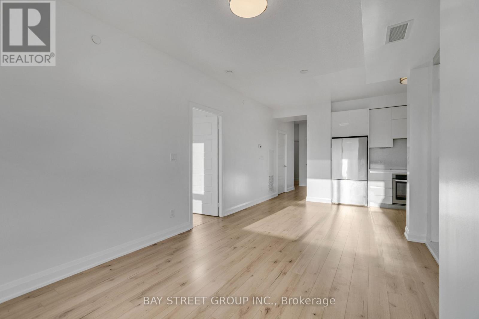 2302 - 15 Water Walk Drive, Markham, Ontario  L6G 0G2 - Photo 17 - N13113326