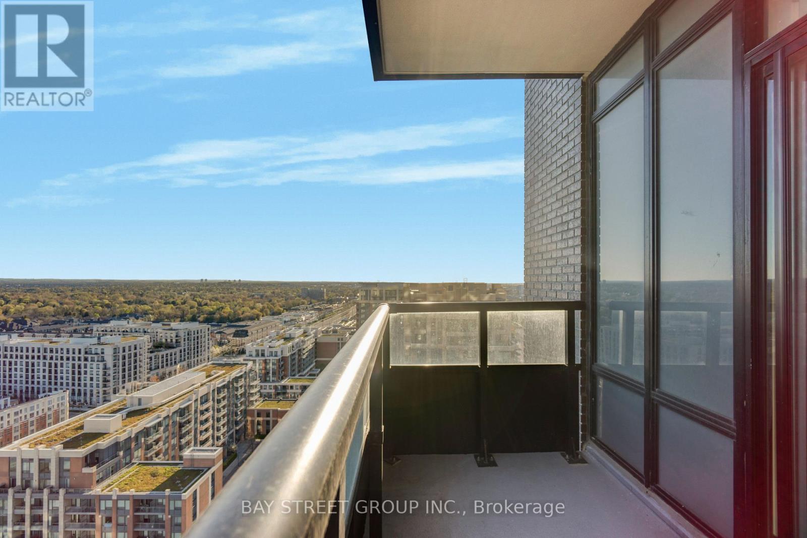 2302 - 15 Water Walk Drive, Markham, Ontario  L6G 0G2 - Photo 32 - N13113326