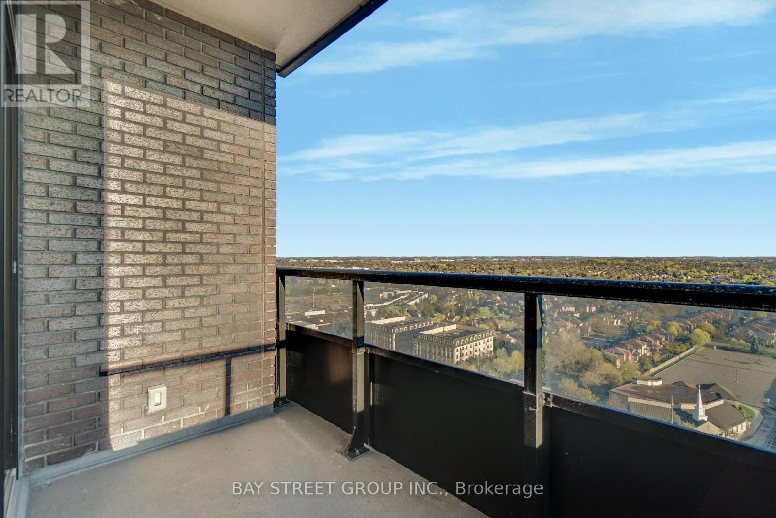 2302 - 15 Water Walk Drive, Markham, Ontario  L6G 0G2 - Photo 33 - N13113326