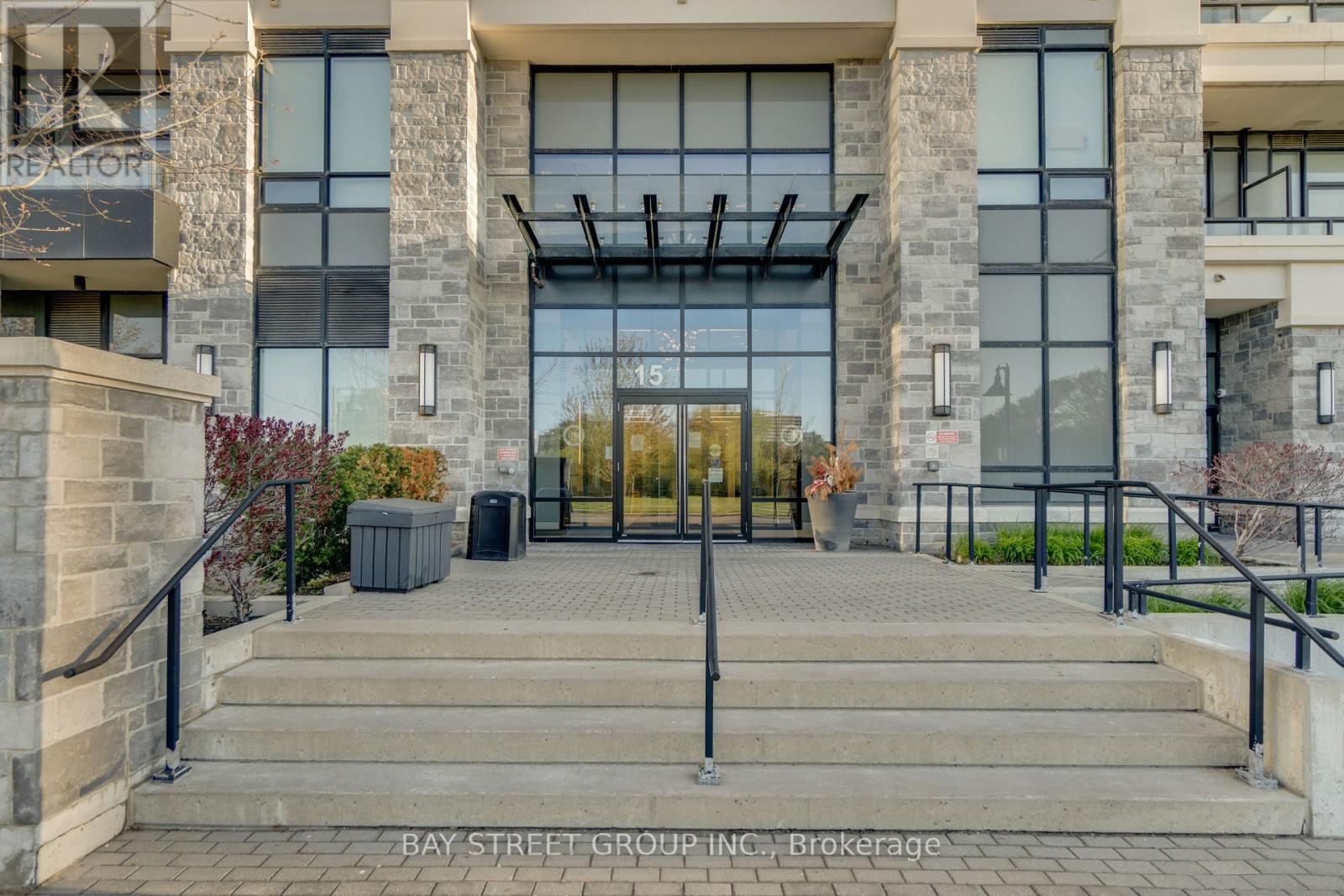 2302 - 15 Water Walk Drive, Markham, Ontario  L6G 0G2 - Photo 5 - N13113326