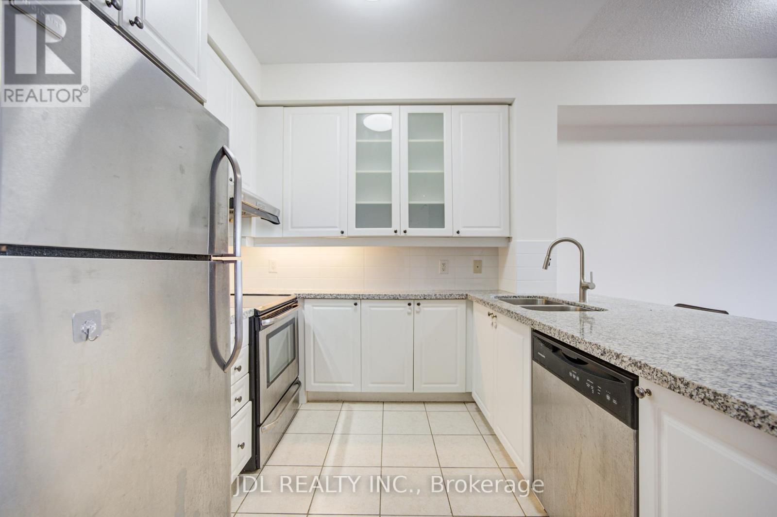 214 - 111 Upper Duke Crescent, Markham, Ontario  L6G 0C8 - Photo 10 - N13113356