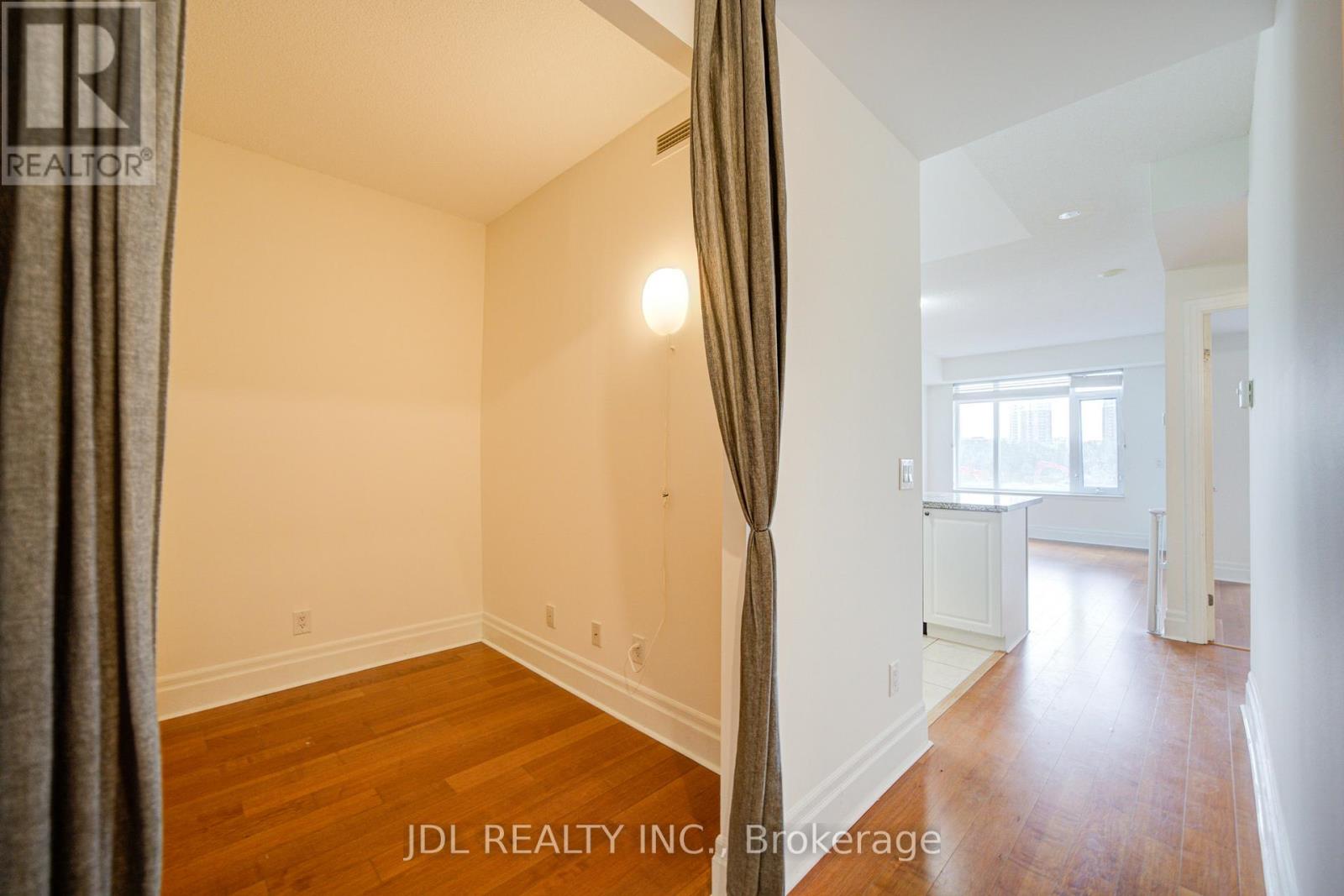 214 - 111 Upper Duke Crescent, Markham, Ontario  L6G 0C8 - Photo 4 - N13113356