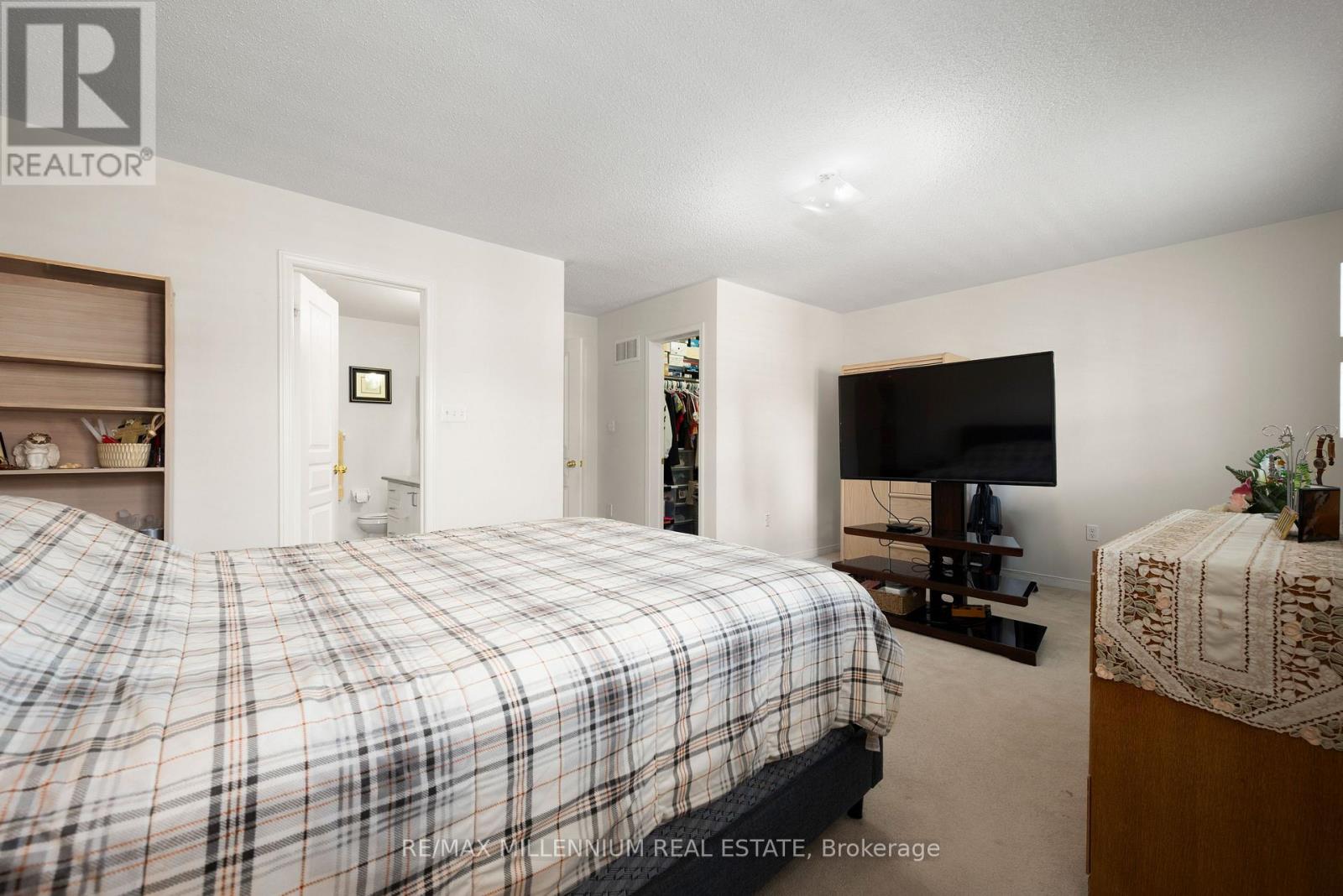 1211 Mccron Crescent, Newmarket, Ontario  L3X 0C5 - Photo 25 - N13113414