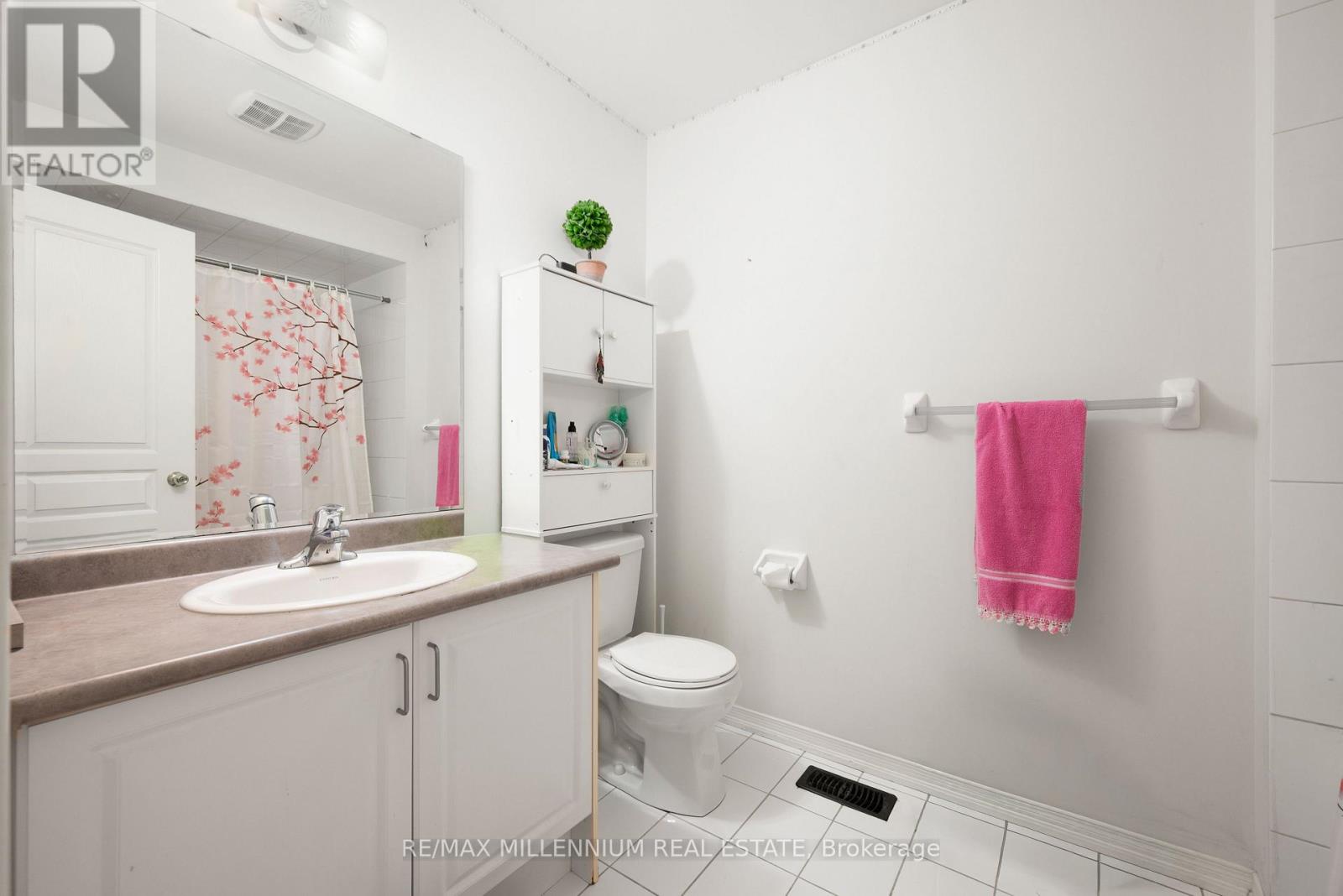 1211 Mccron Crescent, Newmarket, Ontario  L3X 0C5 - Photo 30 - N13113414