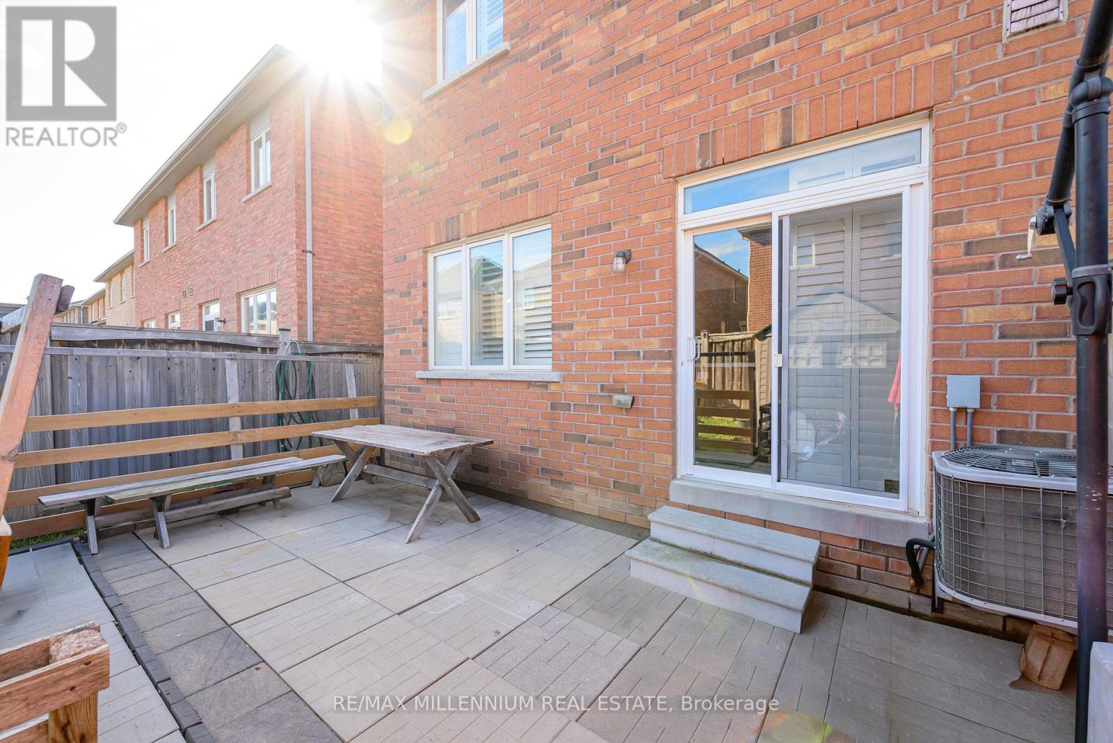 1211 Mccron Crescent, Newmarket, Ontario  L3X 0C5 - Photo 48 - N13113414
