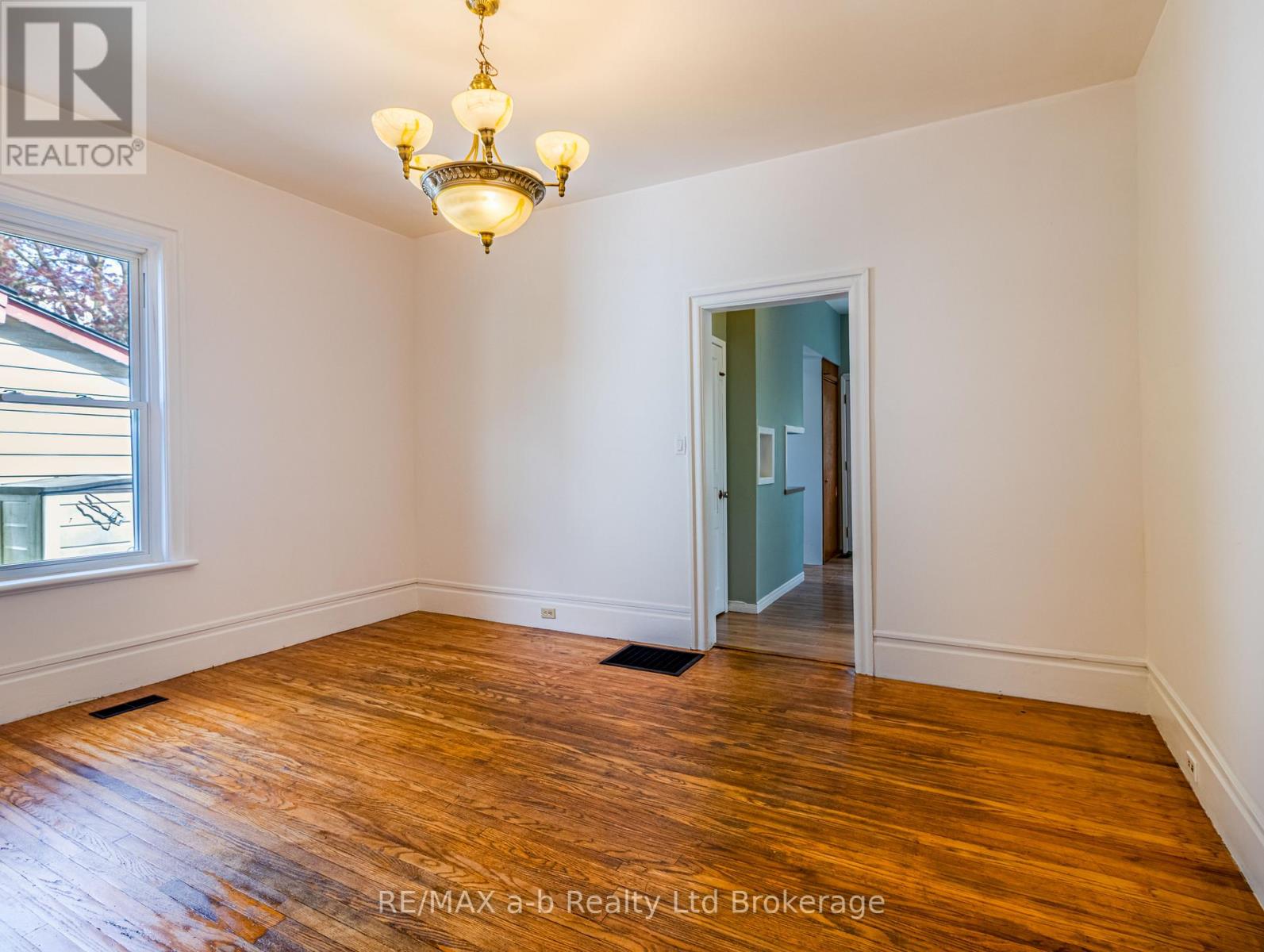 544 Grace Street, Woodstock, Ontario N4S 4N8 - Photo 11 - X13113350