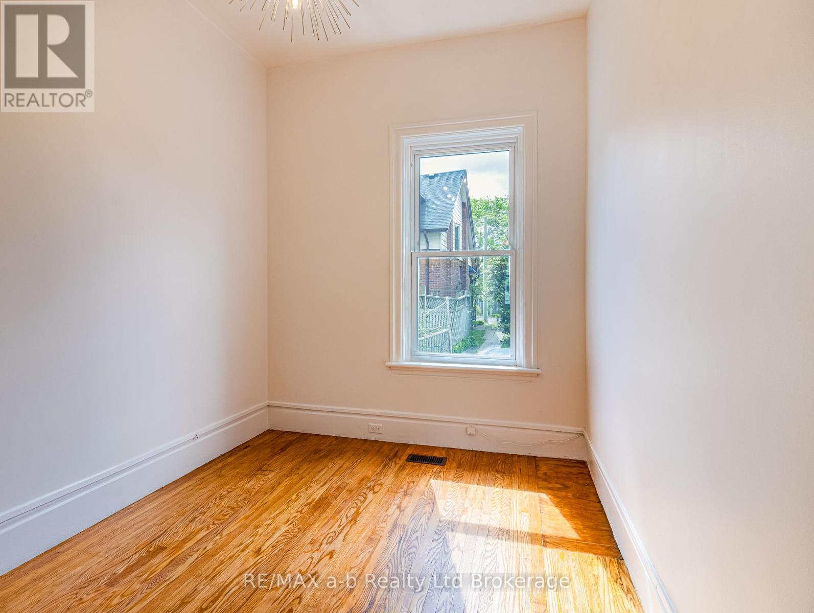 544 Grace Street, Woodstock, Ontario N4S 4N8 - Photo 14 - X13113350