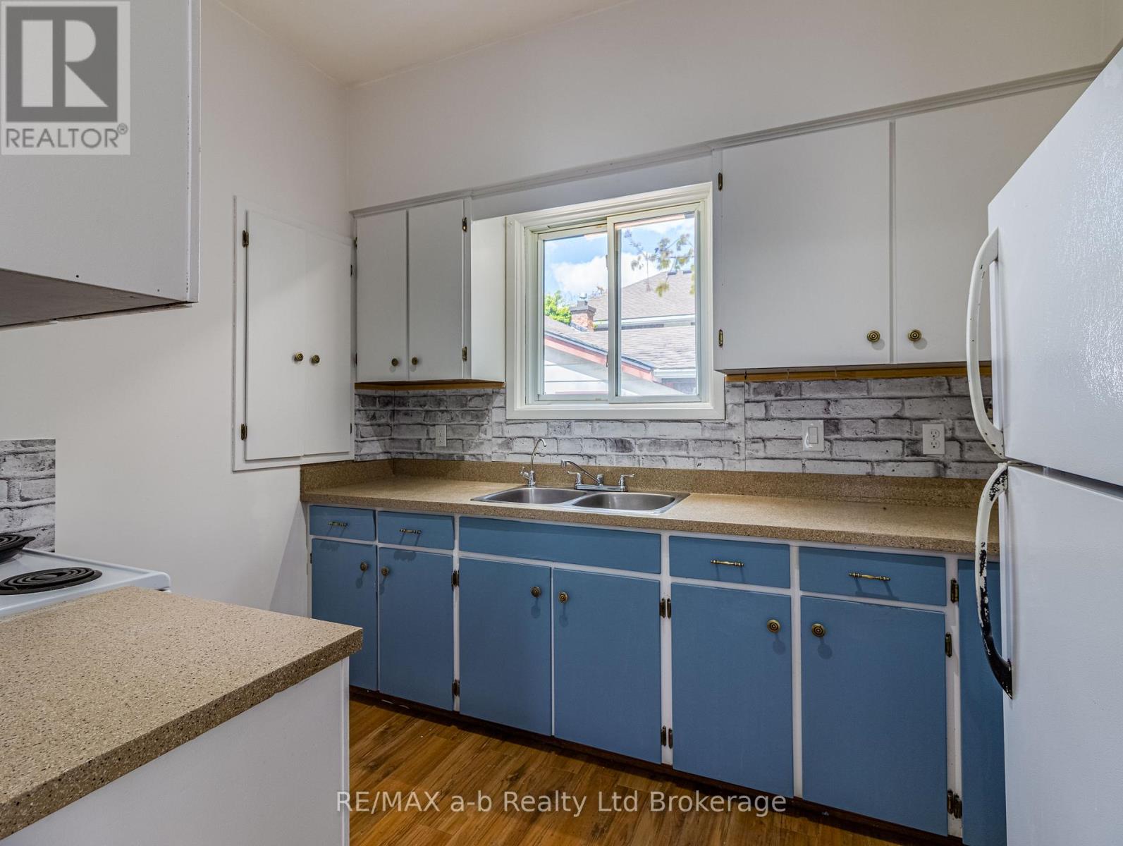 544 Grace Street, Woodstock, Ontario N4S 4N8 - Photo 4 - X13113350