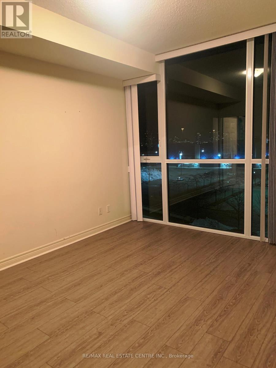 705 - 339 Rathburn Rd Road W, Mississauga, Ontario  L5B 0K6 - Photo 26 - W12801088