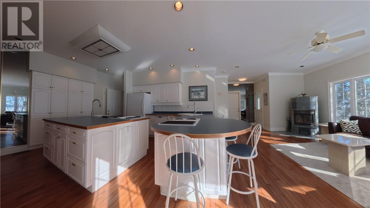 13768 Hwy 6 Highway, Sheguiandah, Ontario  P0P 1N0 - Photo 29 - 2126378