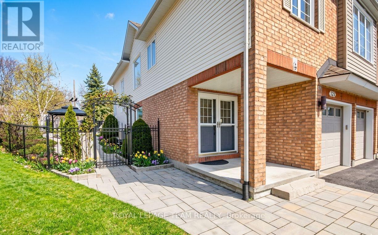 124 Macassa Circle, Ottawa, Ontario  K2T 1J9 - Photo 2 - X13023402