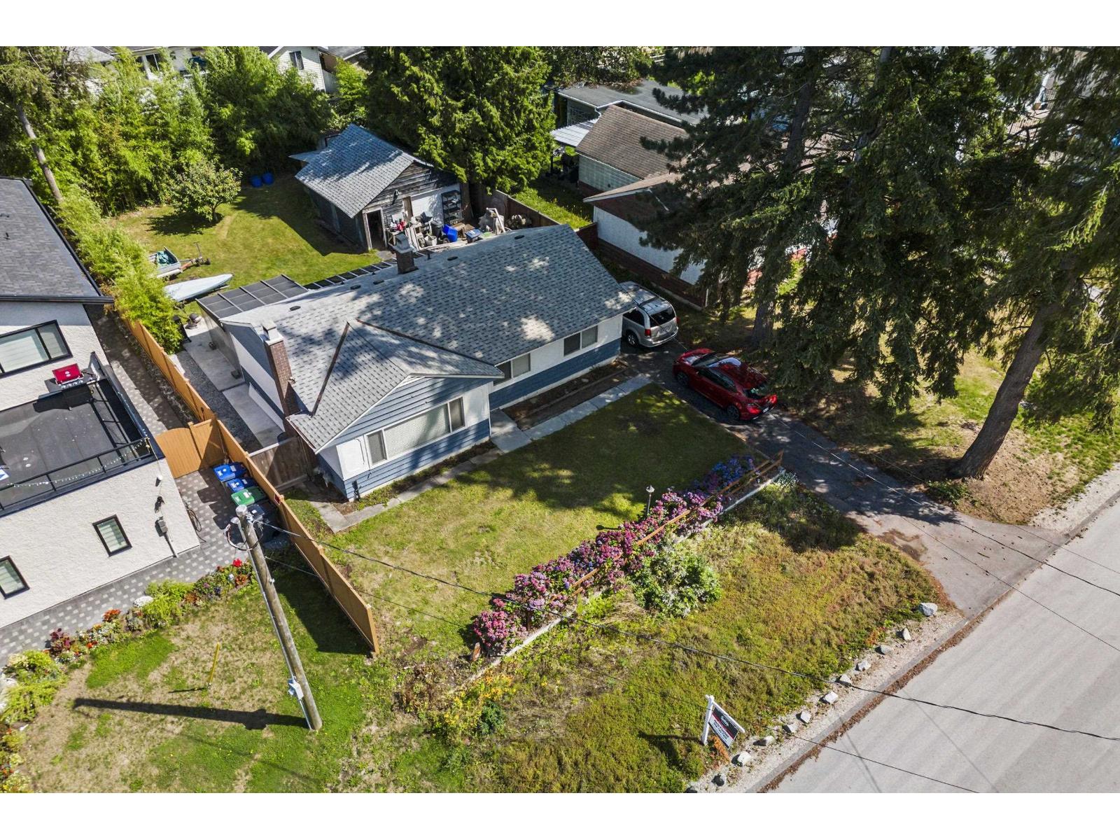 10096 Helen Drive, Surrey, British Columbia  V3V 3B2 - Photo 3 - R3119437