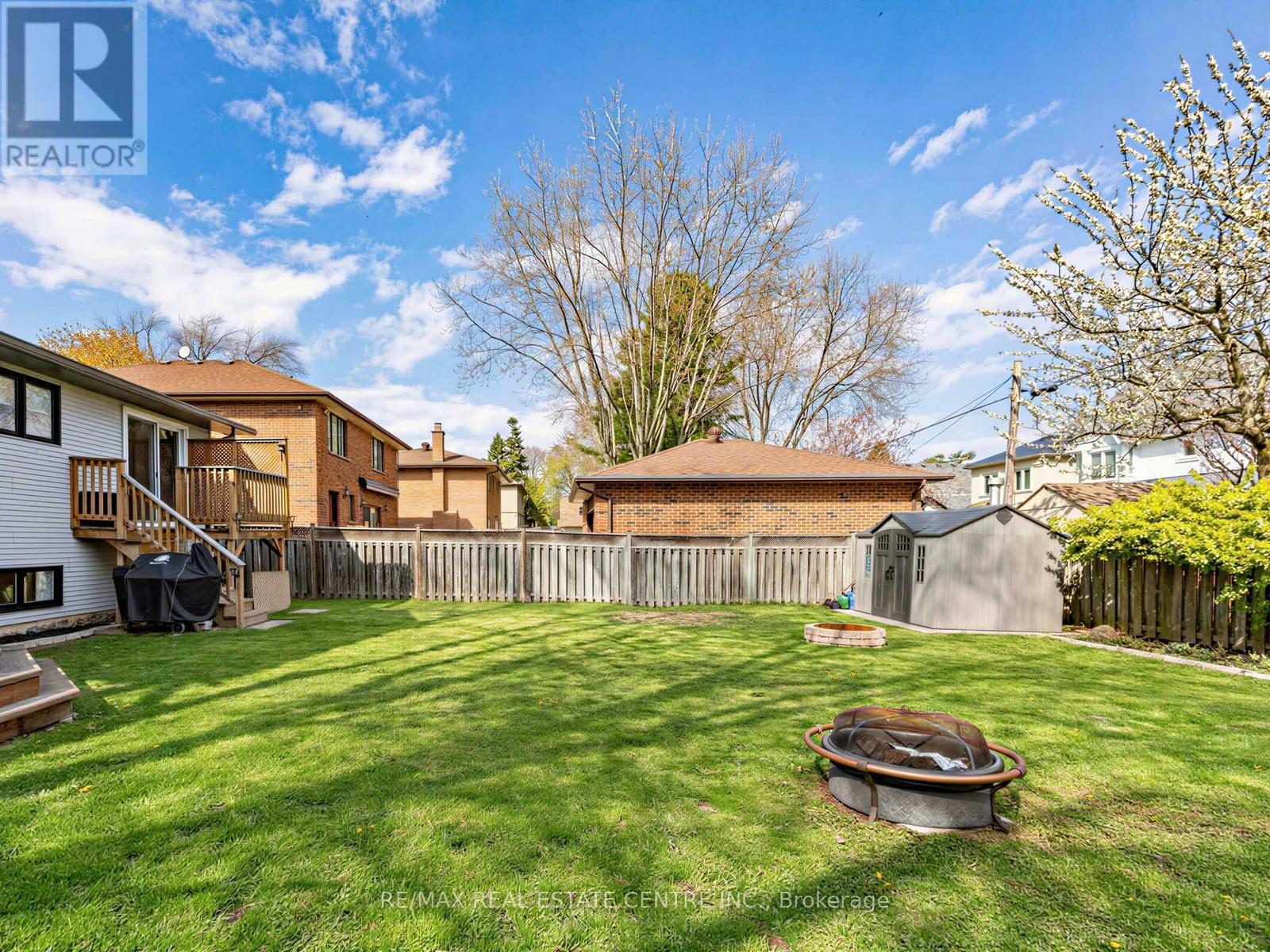 592 Montbeck Crescent, Mississauga, Ontario  L5G 1N8 - Photo 34 - W13113360
