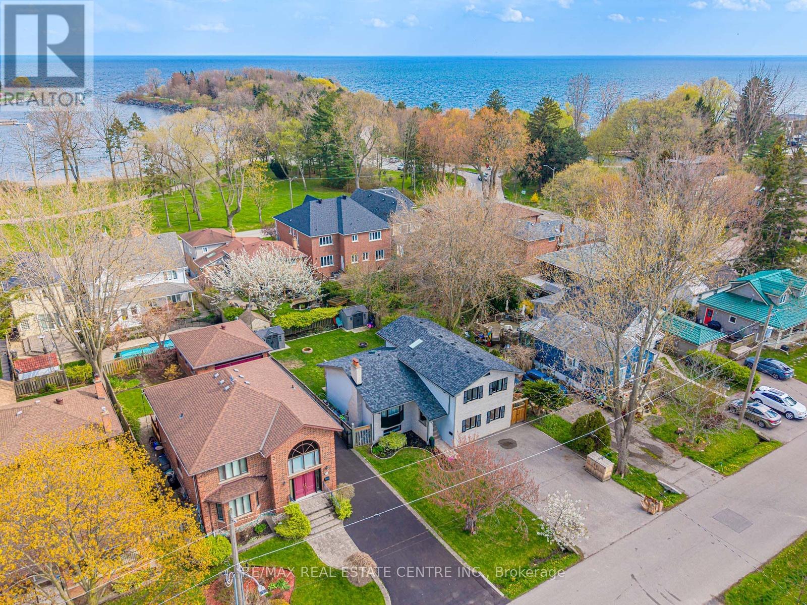 592 Montbeck Crescent, Mississauga, Ontario  L5G 1N8 - Photo 46 - W13113360
