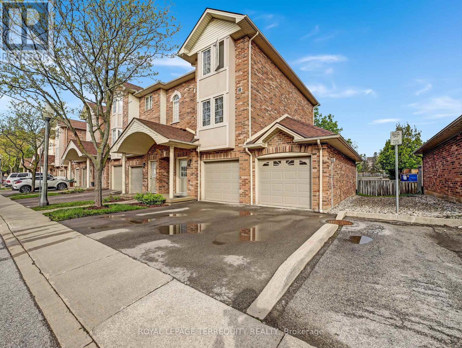 51 - 4045 Upper Middle Road, Burlington, Ontario  L7M 4S9 - Photo 3 - W13113428