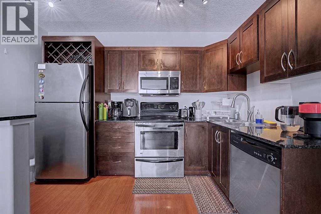 8, 2906 17 Avenue SW, Calgary, Alberta  T3E 0A9 - Photo 11 - A2294132
