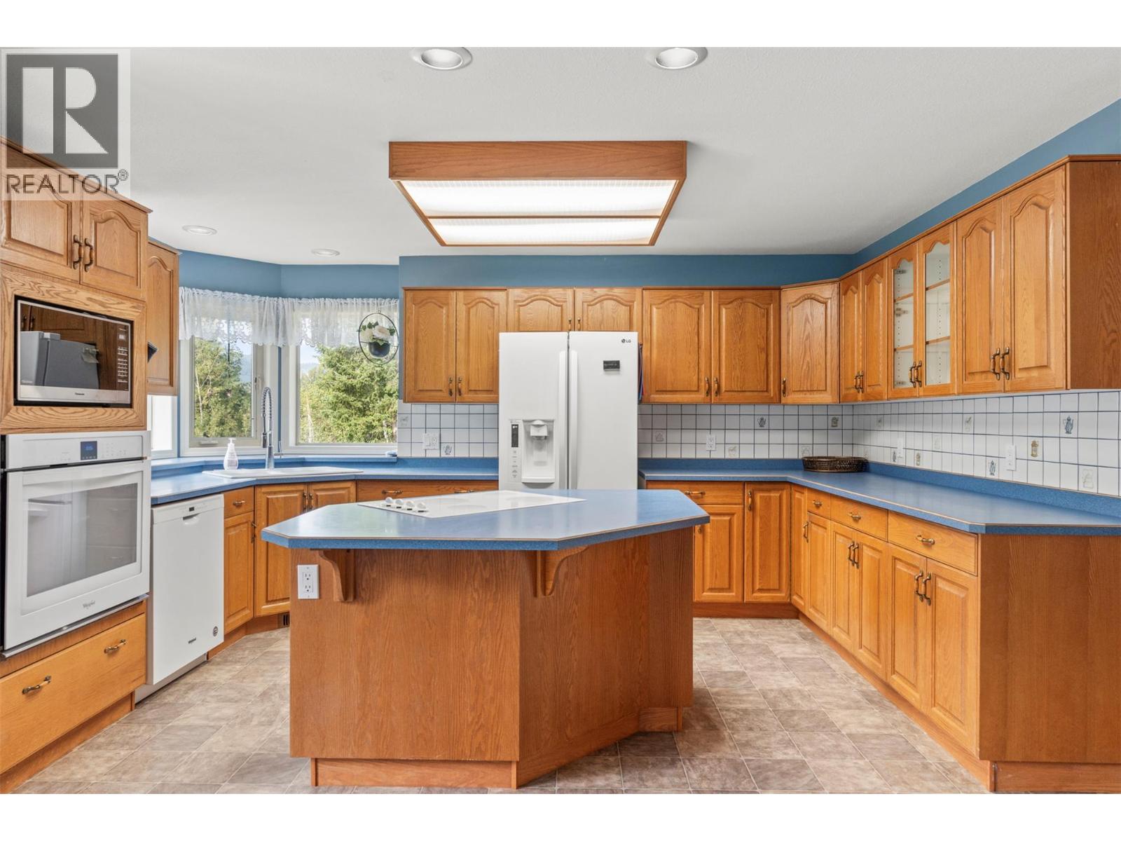 995 Shuswap River Drive, Lumby, British Columbia  V0E 2G6 - Photo 33 - 10360534