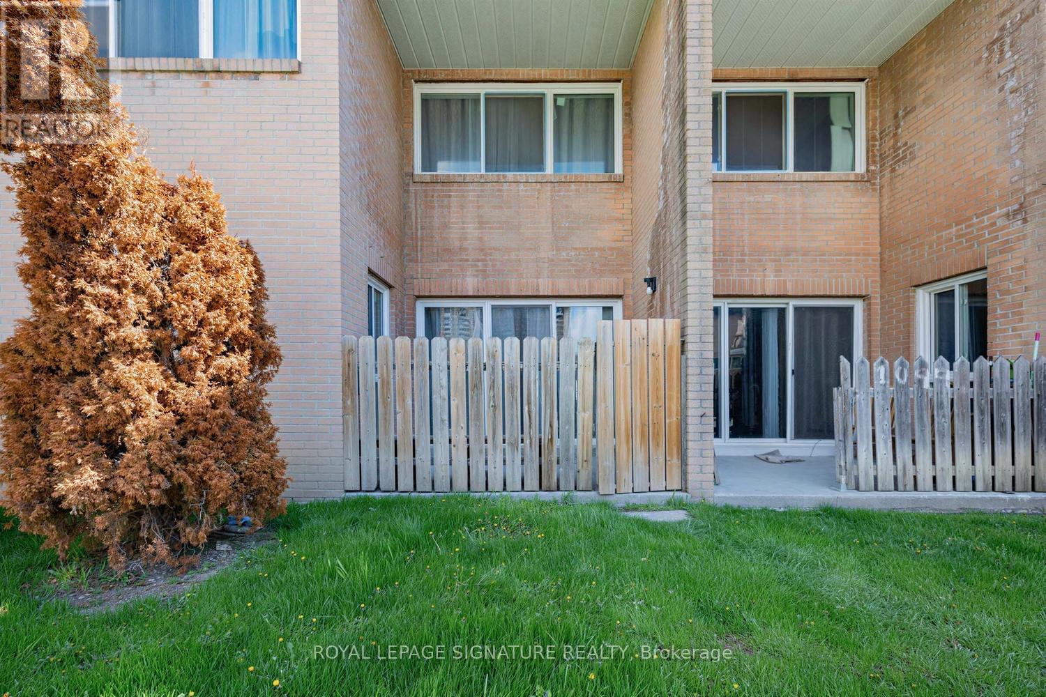 1097 - 100 Mornelle Court, Toronto, Ontario  M1E 4X2 - Photo 8 - E13044208