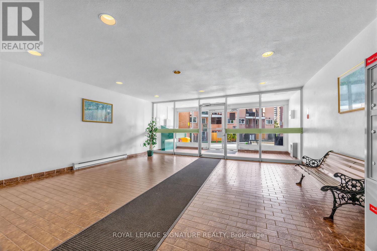 1097 - 100 Mornelle Court, Toronto, Ontario  M1E 4X2 - Photo 7 - E13044208