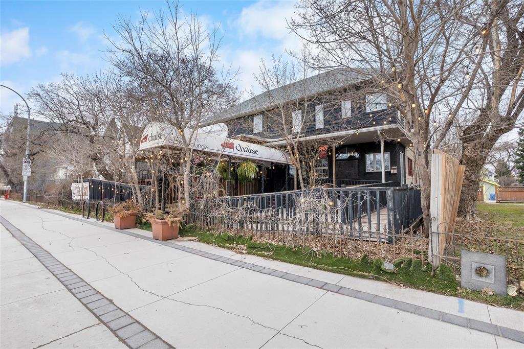 271 Provencher Boulevard, Winnipeg, Manitoba  R2H 0G6 - Photo 0 - 202609751