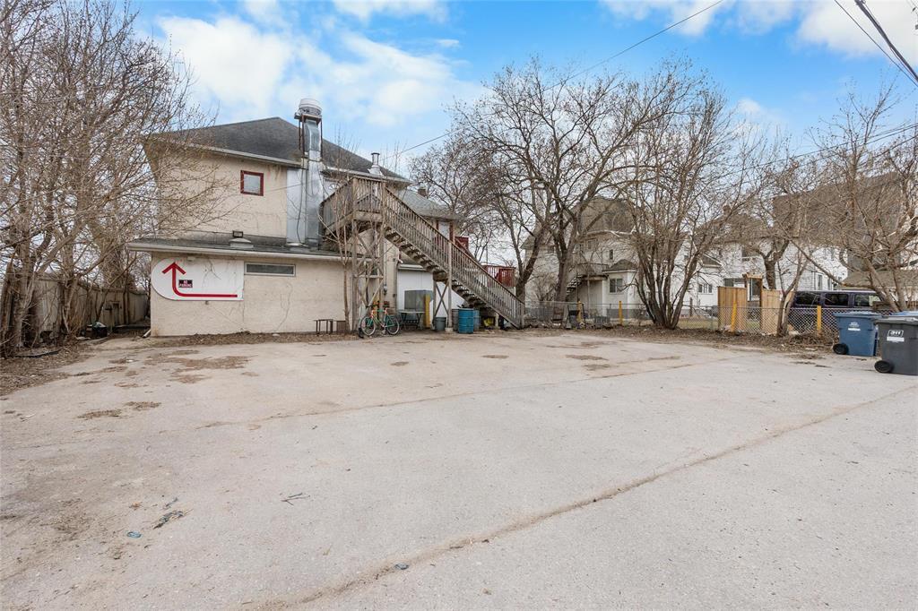 271 Provencher Boulevard, Winnipeg, Manitoba  R2H 0G6 - Photo 36 - 202609751