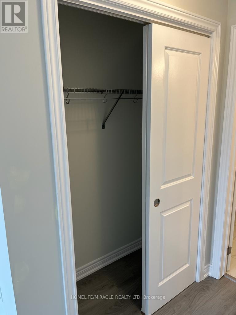 Unknown Address, ,    - Photo 17 - X13113424