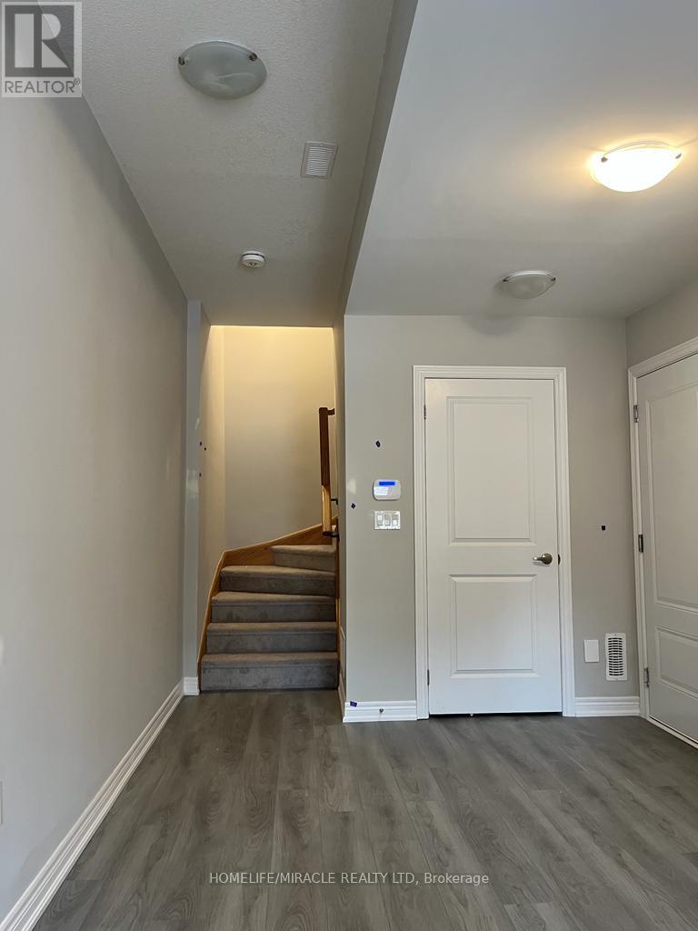 Unknown Address, ,    - Photo 3 - X13113424