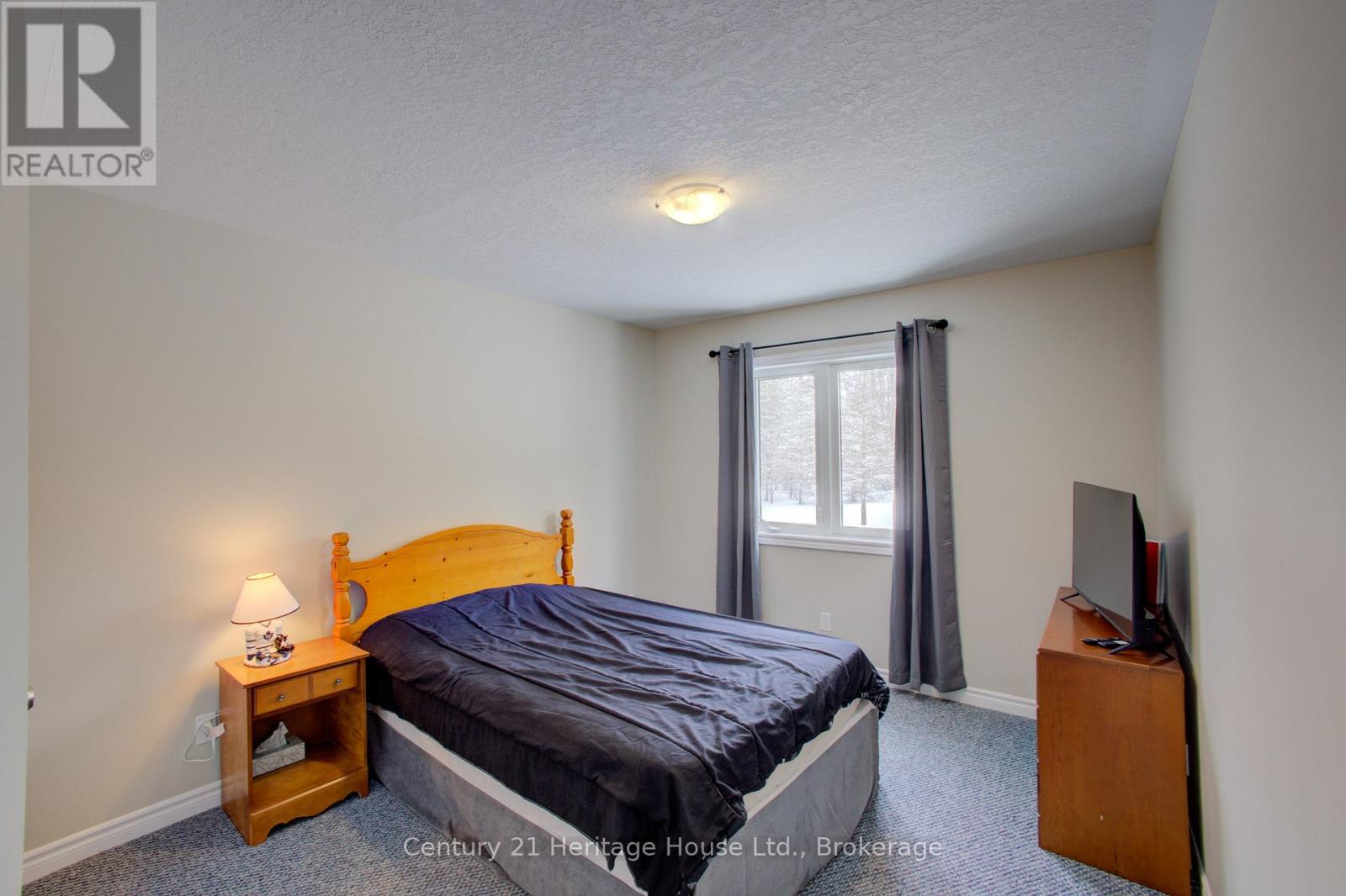 323237 Durham Road E, West Grey, Ontario  N0G 1R0 - Photo 27 - X12827990