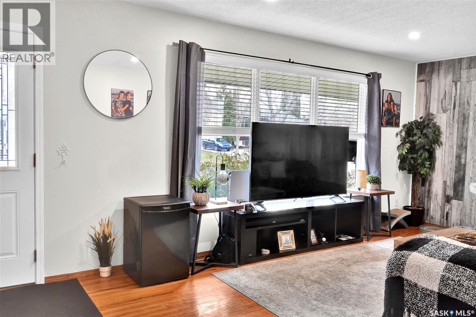 1622 Bradwell Avenue, Saskatoon, Saskatchewan S7N 2P1 - Photo 5 - SK035594