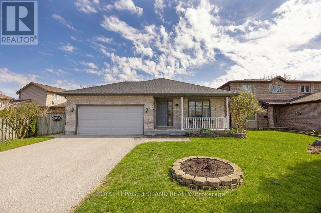22 Stoneycreek Crescent, London North, Ontario  N5X 3X4 - Photo 1 - X13113518