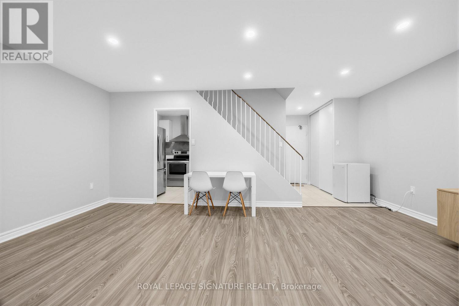 1097 - 100 Mornelle Court, Toronto, Ontario  M1E 4X2 - Photo 11 - E13044208