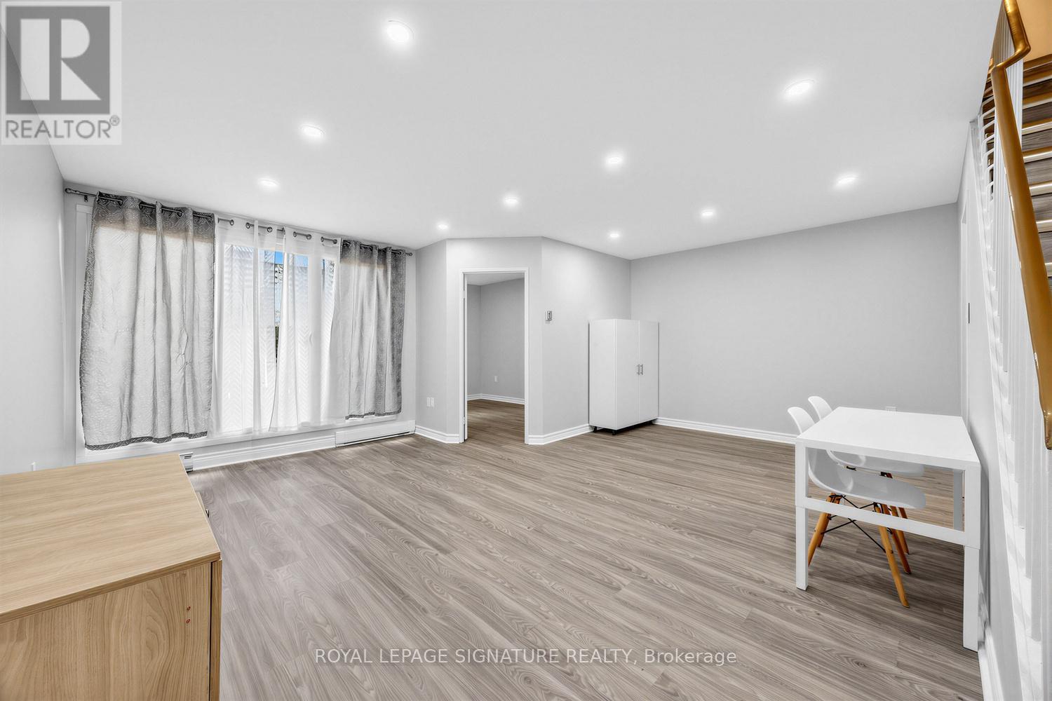 1097 - 100 Mornelle Court, Toronto, Ontario  M1E 4X2 - Photo 12 - E13044208
