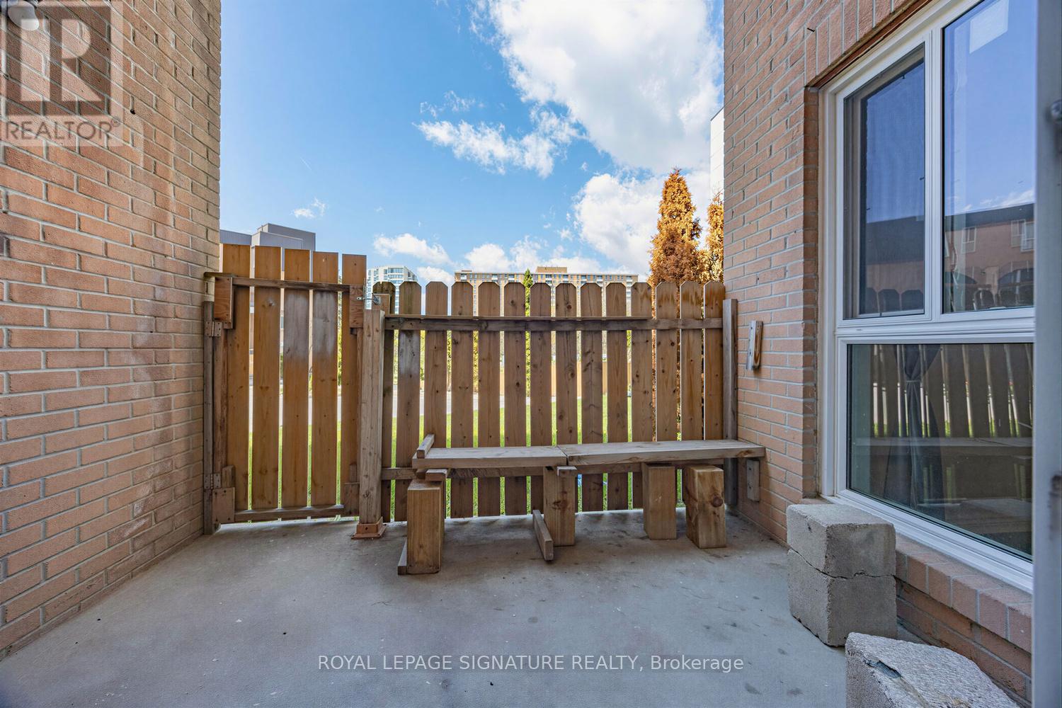 1097 - 100 Mornelle Court, Toronto, Ontario  M1E 4X2 - Photo 6 - E13044208