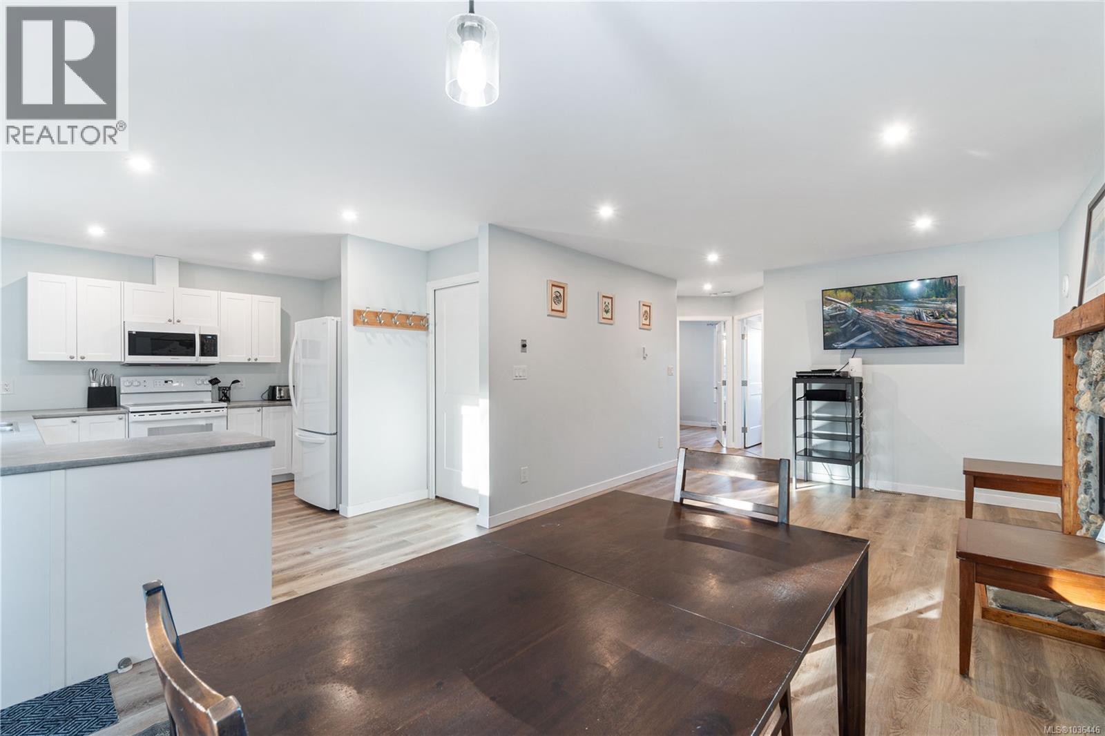 3872 Island Hwy W, Qualicum Beach, British Columbia  V9K 2G9 - Photo 28 - 1036446